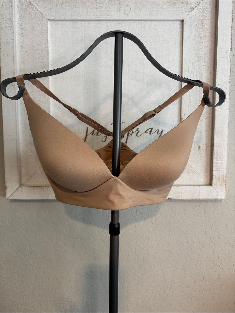 Seamless Nude Lightly Lined Plunge Bra - Women Intimates & Sleepwear